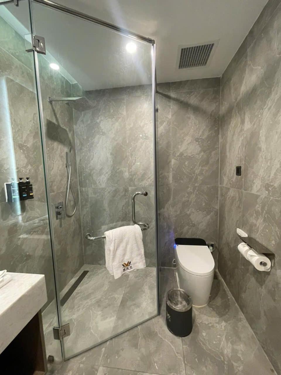Wah Fu Hotel Хошимин Экстерьер фото