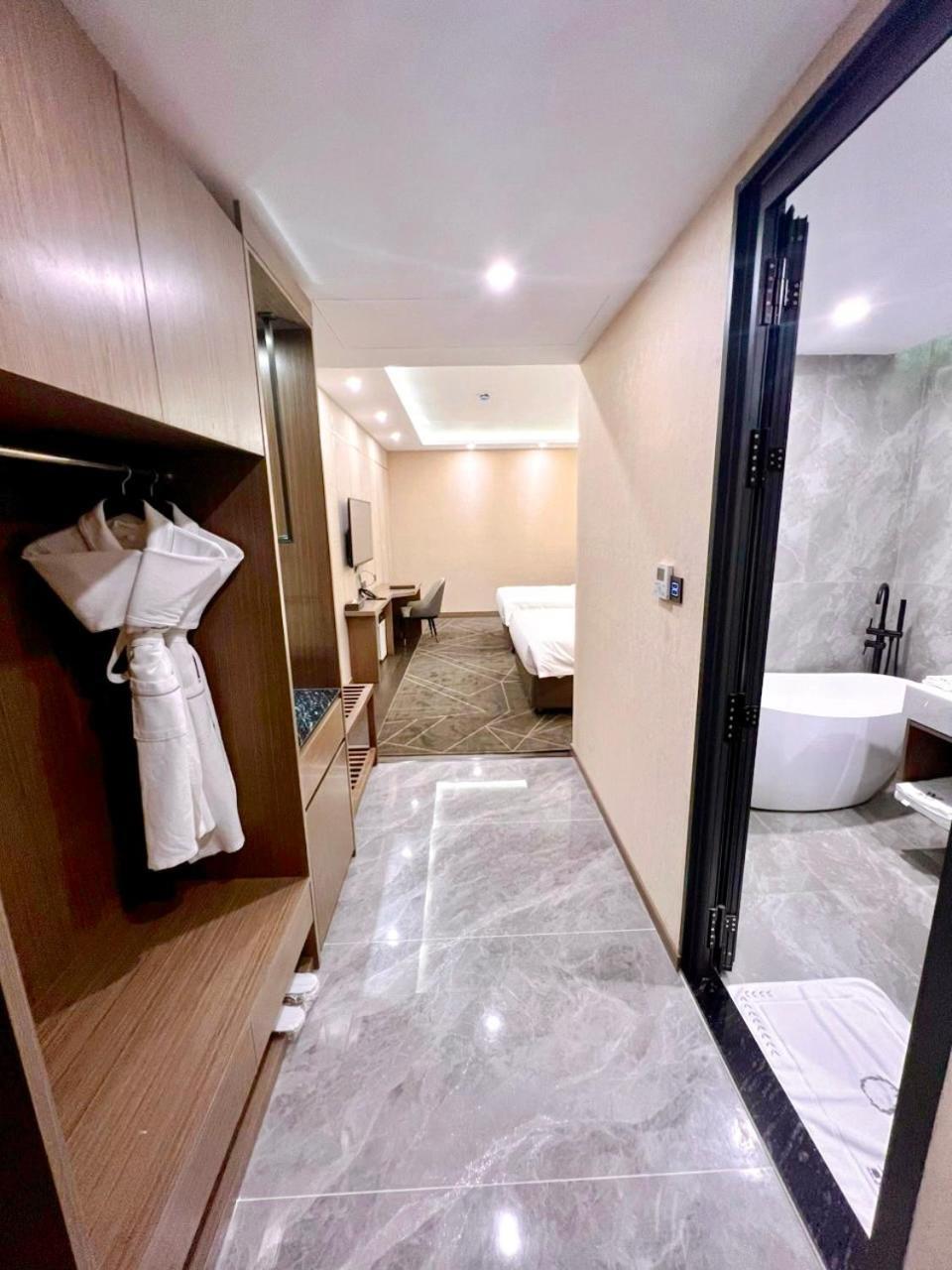Wah Fu Hotel Хошимин Экстерьер фото